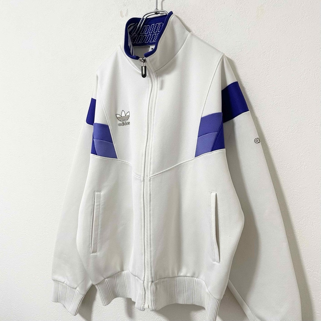 adidas(アディダス)の美品80s★adidas/アディダス★デサント製★ジャージ★ホワイト/白紫★XL メンズのトップス(ジャージ)の商品写真