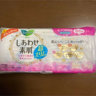 カオウ(花王)のロリエ しあわせ素肌 超スリム 多い昼～ふつうの日用20.5cm 羽つき 24個(その他)