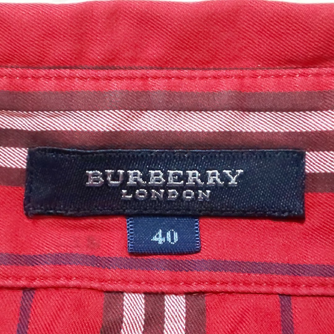 BURBERRY(バーバリー)の美品 BURBERRY LONDON ストライプシャツ 7部 ホース刺繍 レッド レディースのトップス(シャツ/ブラウス(長袖/七分))の商品写真