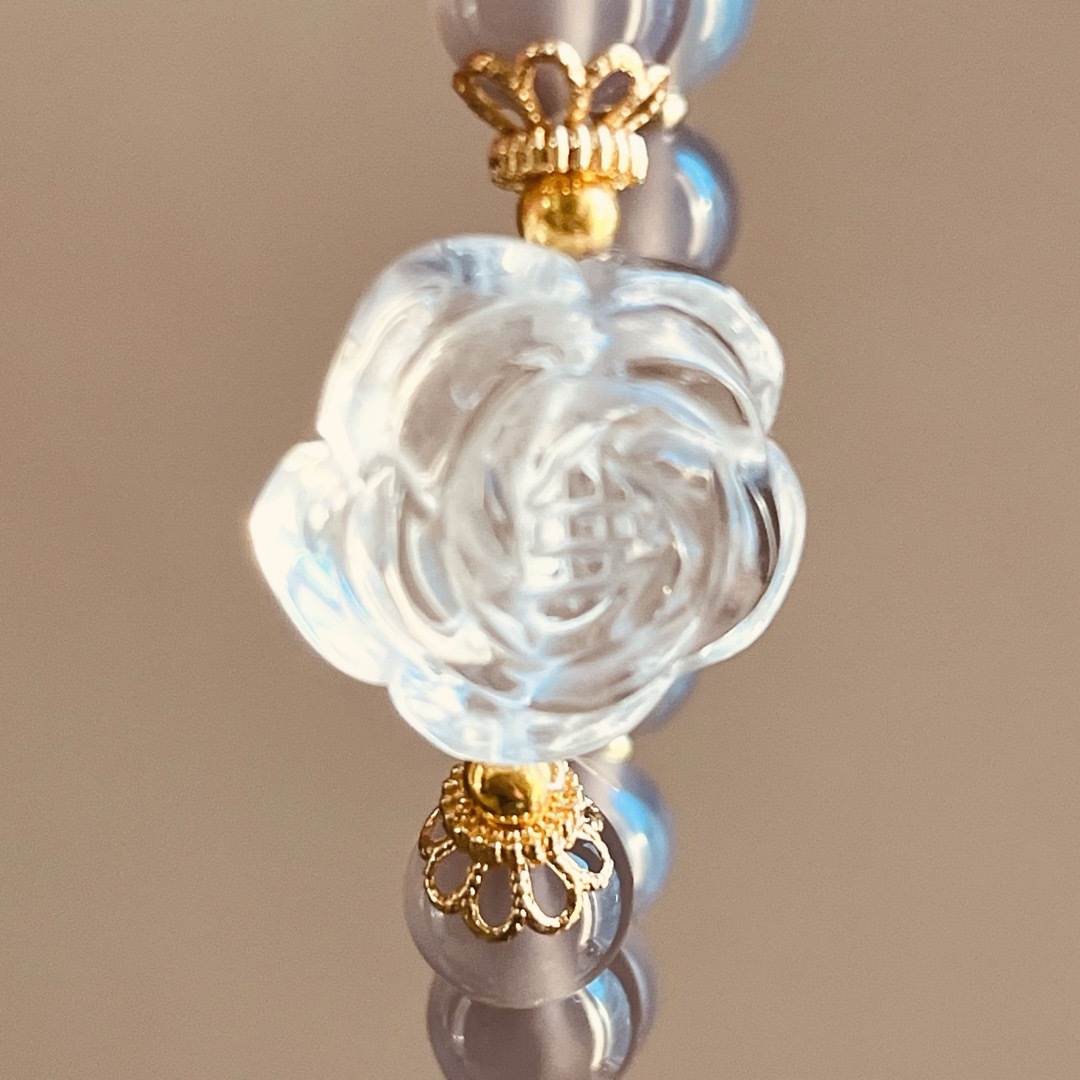 天然石 ディープラベンダー カルセドニー 水晶 花 ブレスレット 1点限定 可愛 ハンドメイドのアクセサリー(ブレスレット/バングル)の商品写真