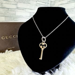 グッチ(Gucci)の【美品】GUCCI グッチ チャーム ネックレス チェーン ハート 鍵 キー(ネックレス)