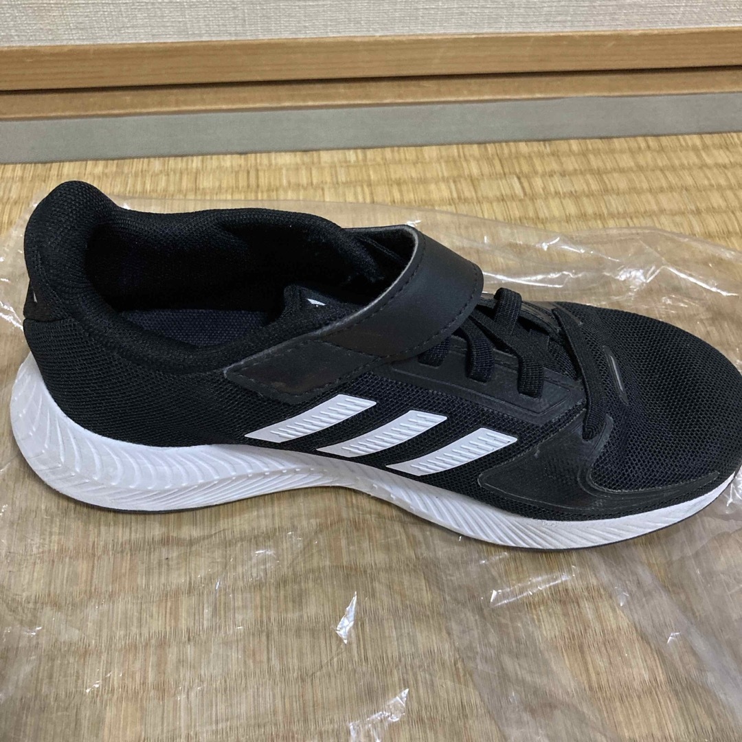 adidas(アディダス)のadidas ジュニア CORE FAITO EL K GX3530 キッズ/ベビー/マタニティのキッズ靴/シューズ(15cm~)(スニーカー)の商品写真