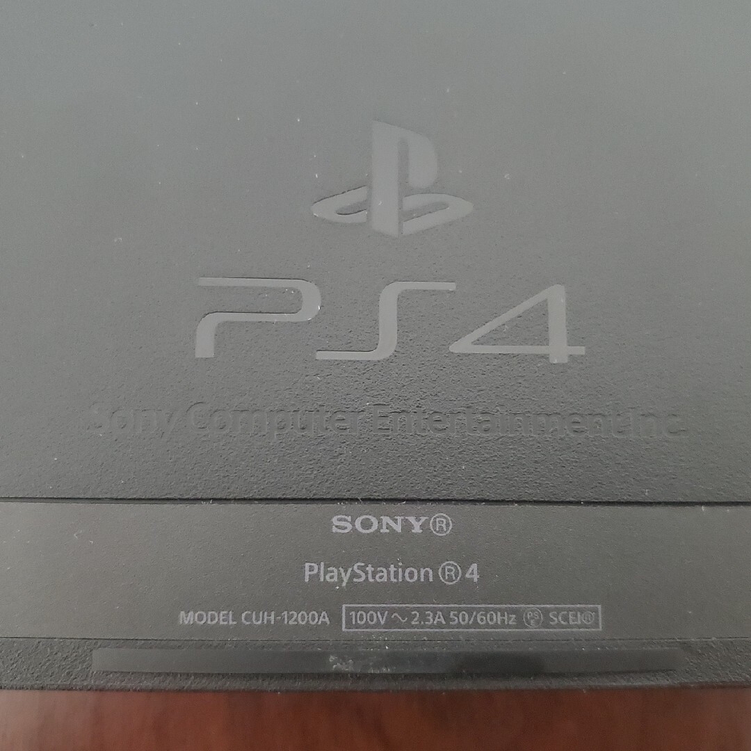 PlayStation4(プレイステーション4)のSONY PlayStation4 本体 CUH-1200AB01 エンタメ/ホビーのゲームソフト/ゲーム機本体(家庭用ゲーム機本体)の商品写真