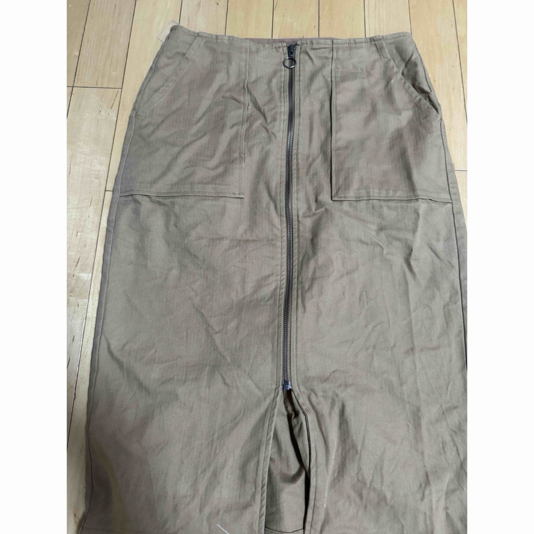 guタイトスカート 秋冬用 レディースのスカート(ひざ丈スカート)の商品写真