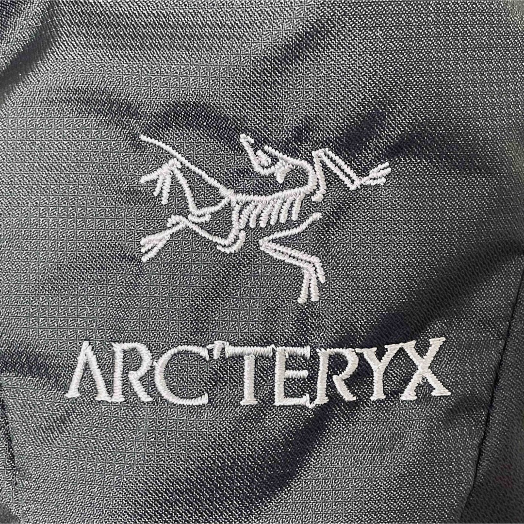 ARC'TERYX(アークテリクス)の【新品】アークテリクス　アイオンチョークバッグ　ラージ　黒　ヒリアド　マンティス メンズのバッグ(ショルダーバッグ)の商品写真