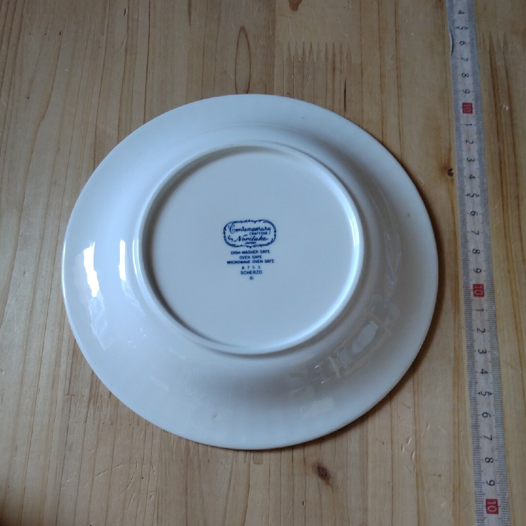 Noritake(ノリタケ)のノリタケお皿５枚 インテリア/住まい/日用品のキッチン/食器(食器)の商品写真