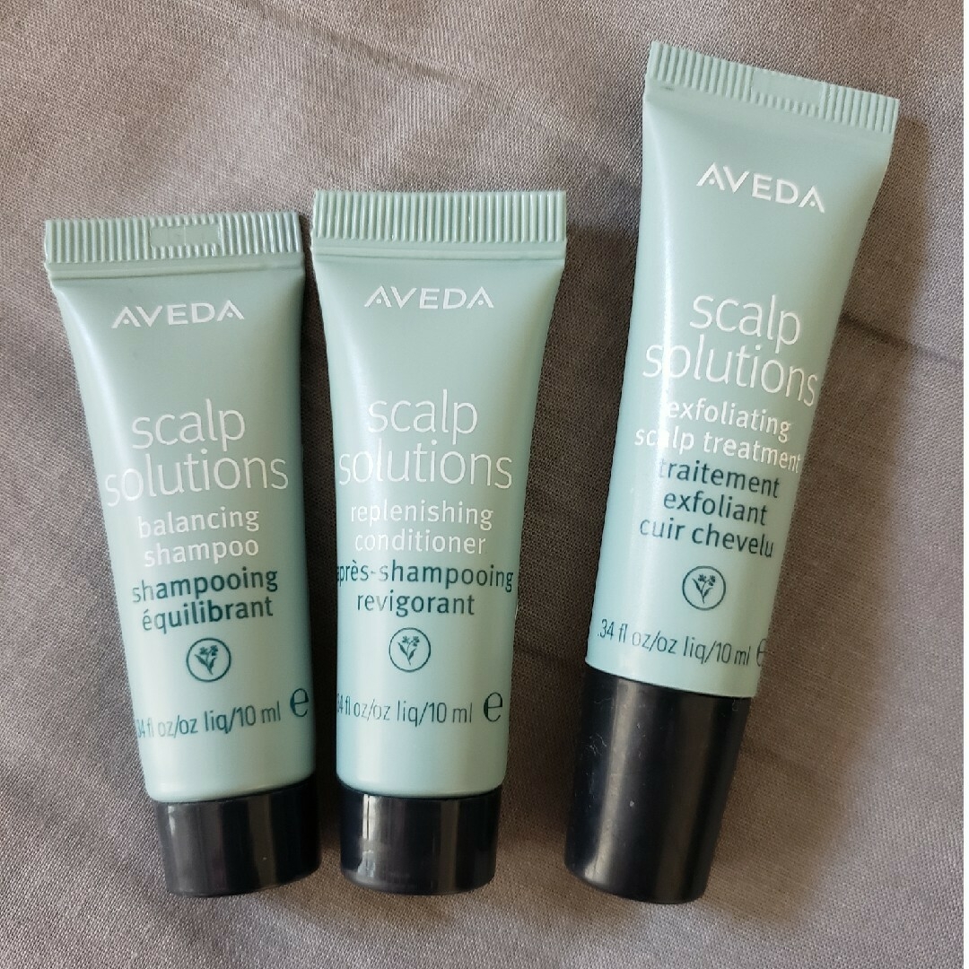 AVEDA(アヴェダ)のAveda シャンプー☆おまけ付き☆ コスメ/美容のヘアケア/スタイリング(シャンプー/コンディショナーセット)の商品写真