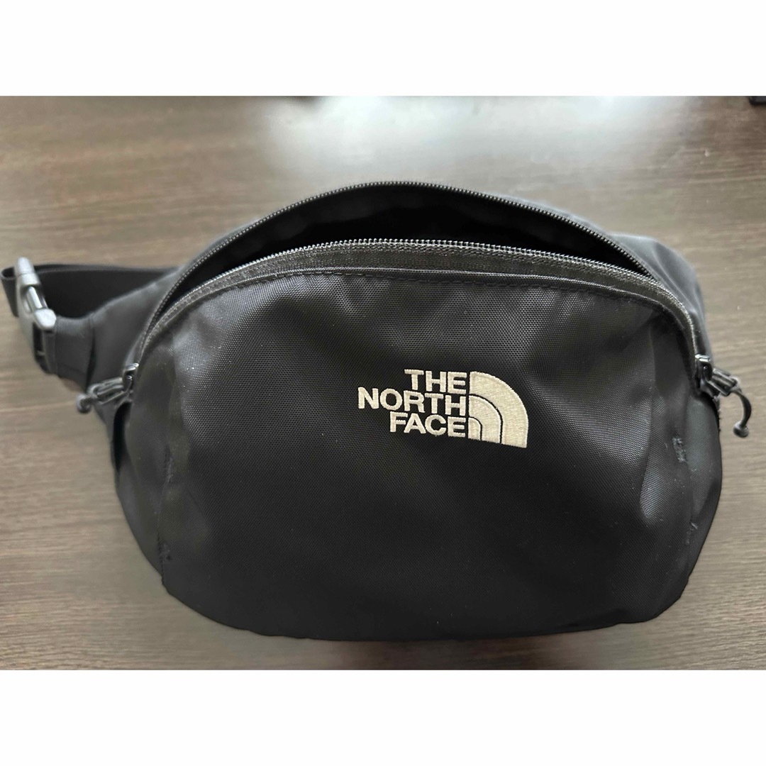 THE NORTH FACE(ザノースフェイス)のTHE NORTHFACE  ウエストポーチ (ORION) レディースのバッグ(ボディバッグ/ウエストポーチ)の商品写真