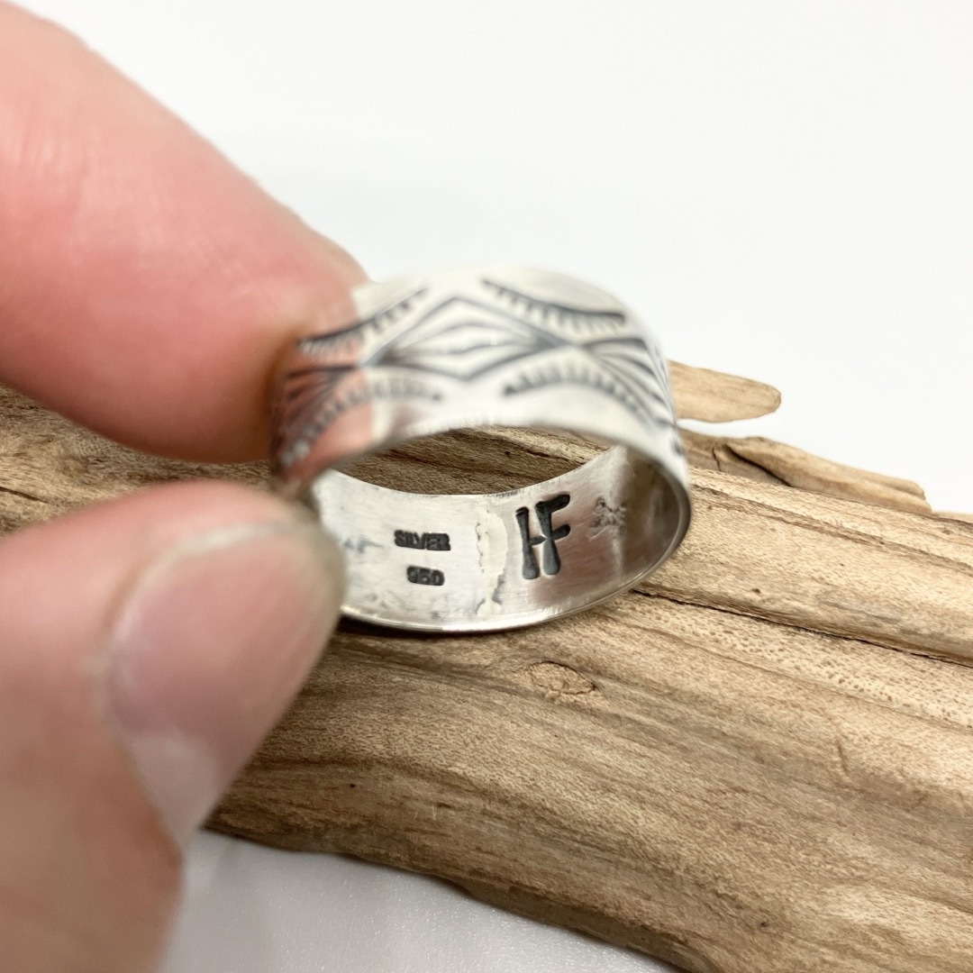 スタンプワーク　シルバーリング　指輪　23号　#インディアンジュエリー　925 メンズのアクセサリー(リング(指輪))の商品写真