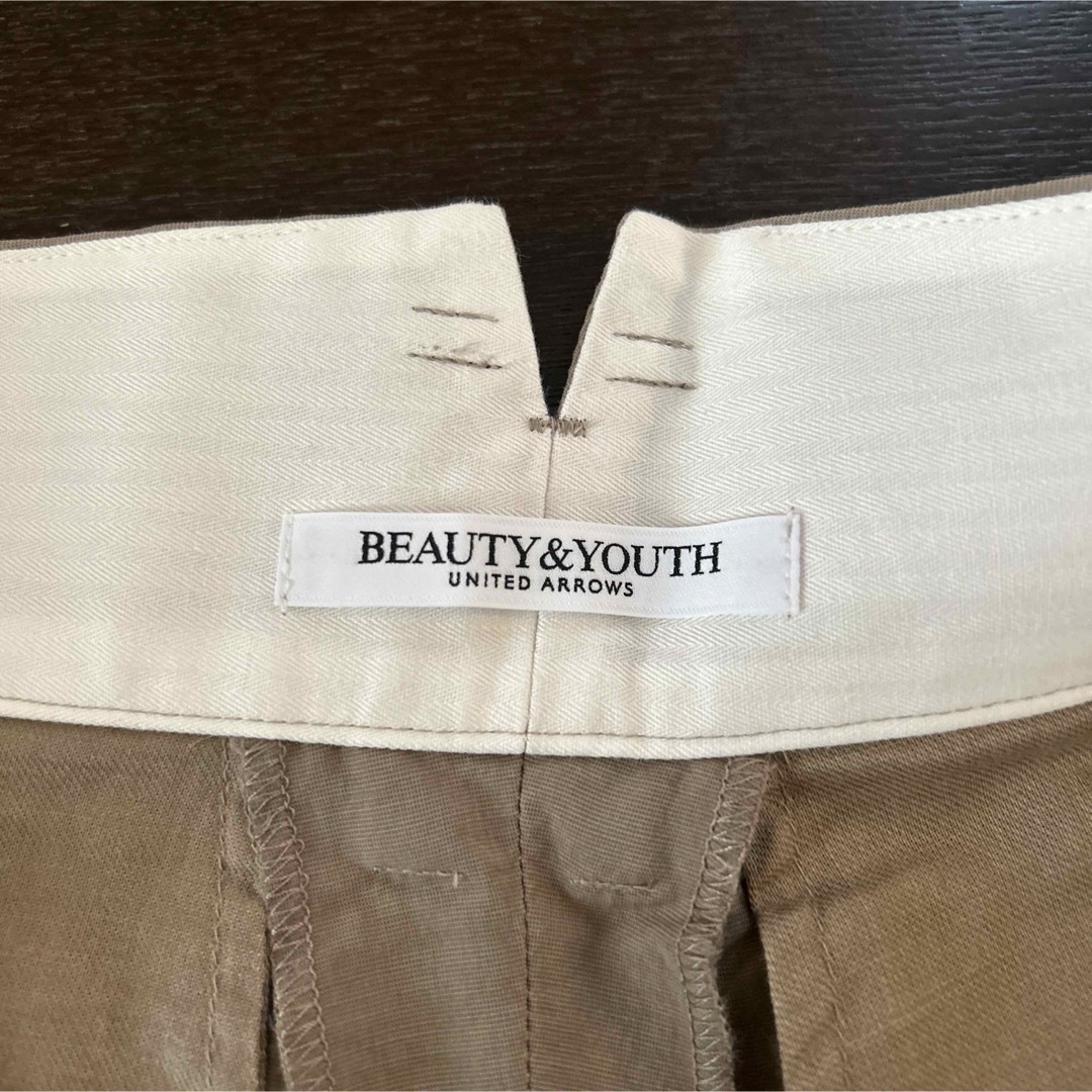 BEAUTY&YOUTH UNITED ARROWS(ビューティアンドユースユナイテッドアローズ)のBEAUTY&YOUTH ハイウエストテーパードワイドパンツ サイズS レディースのパンツ(カジュアルパンツ)の商品写真