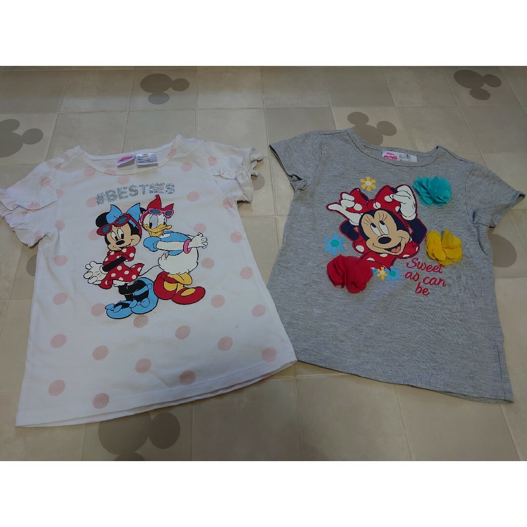 Disney(ディズニー)の【期間限定お値下げ】DisneyミニーちゃんTシャツ💖4〜5歳 2枚セット！ キッズ/ベビー/マタニティのキッズ服女の子用(90cm~)(Tシャツ/カットソー)の商品写真