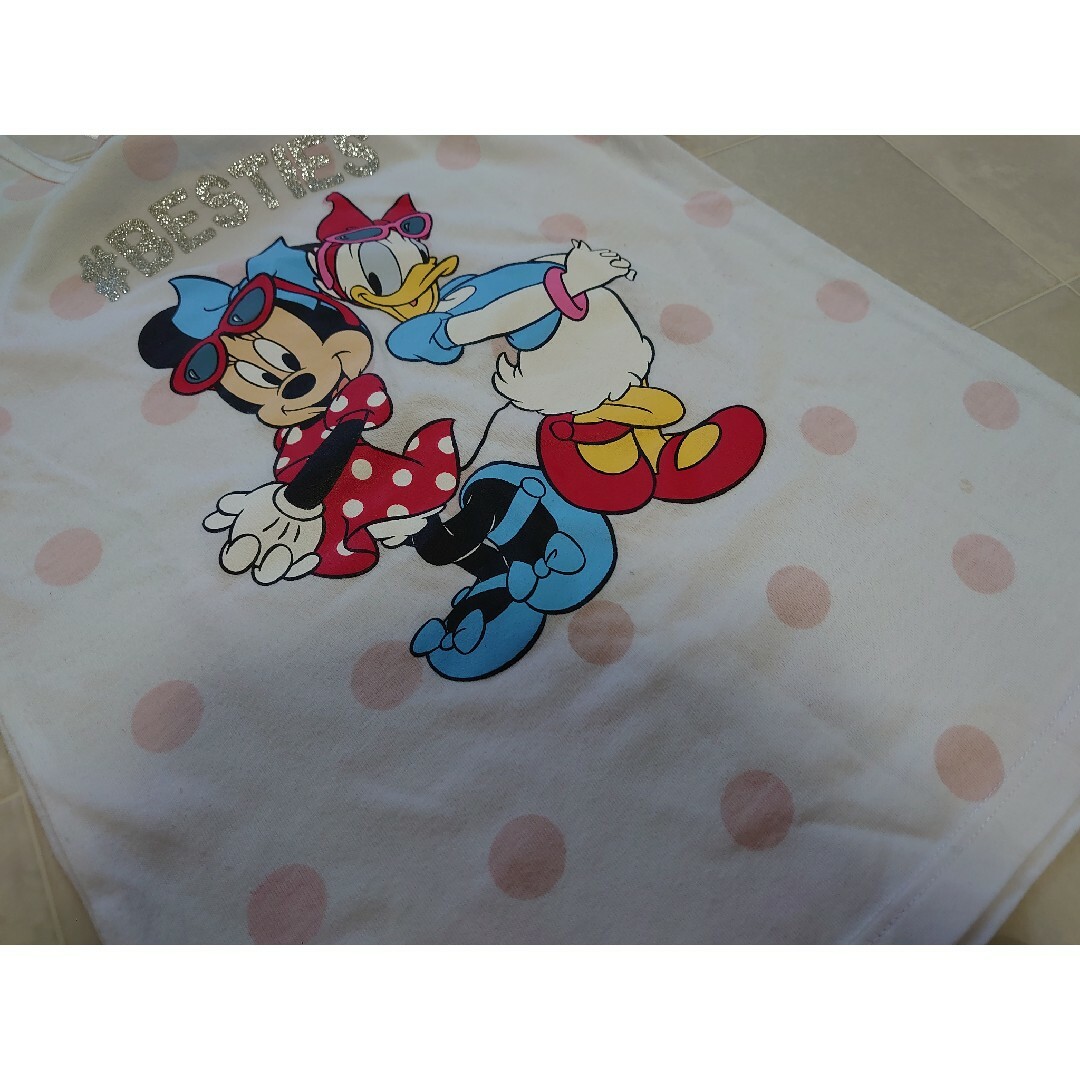 Disney(ディズニー)の【期間限定お値下げ】DisneyミニーちゃんTシャツ💖4〜5歳 2枚セット！ キッズ/ベビー/マタニティのキッズ服女の子用(90cm~)(Tシャツ/カットソー)の商品写真