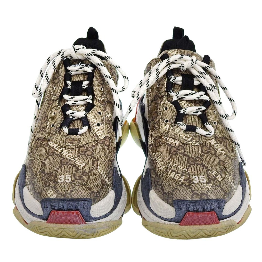 Gucci(グッチ)のグッチ バレンシアガ コラボ Triple S スニーカー 677192 レディース ベージュ GUCCI 【中古】 【アパレル・小物】 レディースの靴/シューズ(スニーカー)の商品写真