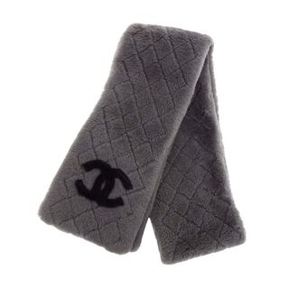 CHANEL - シャネル ココマーク マトラッセ ムートン マフラー ユニセックス グレー CHANEL 【中古】 【アパレル・小物】