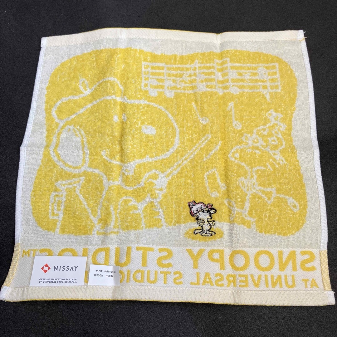 SNOOPY(スヌーピー)の新品 SNOOPY スヌーピー ハンドタオル ウッドストック 刺繍入り キッズ/ベビー/マタニティのこども用ファッション小物(その他)の商品写真