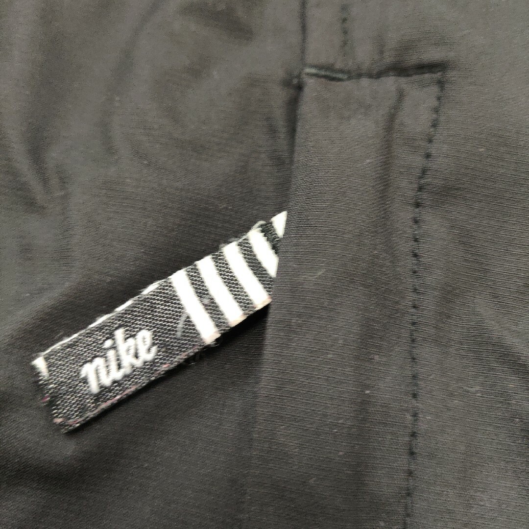 NIKE(ナイキ)のナイキ☆ブルゾン ウィンドブレーカー レディースのジャケット/アウター(ナイロンジャケット)の商品写真