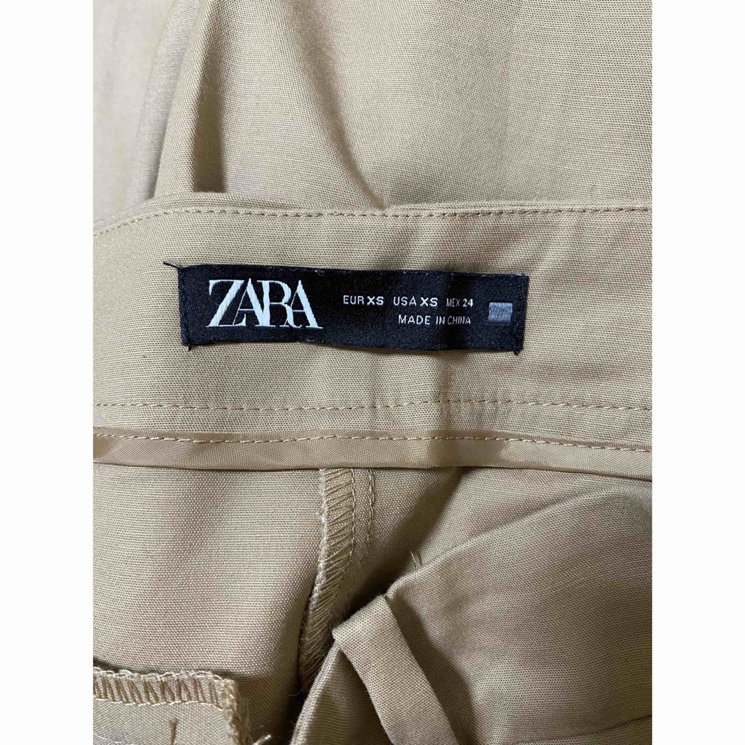 ZARA ワイドパンツ　XSサイズ レディースのパンツ(カジュアルパンツ)の商品写真