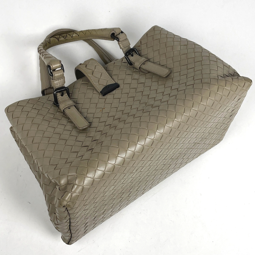 Bottega Veneta(ボッテガヴェネタ)のボッテガヴェネタ イントレチャート ローマバッグ レディース 【中古】 レディースのバッグ(ハンドバッグ)の商品写真