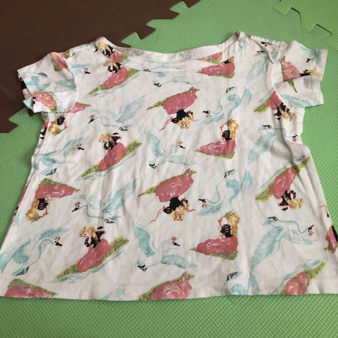 fafa(フェフェ)のfafa おやゆび姫柄Tシャツ キッズ/ベビー/マタニティのキッズ服女の子用(90cm~)(Tシャツ/カットソー)の商品写真