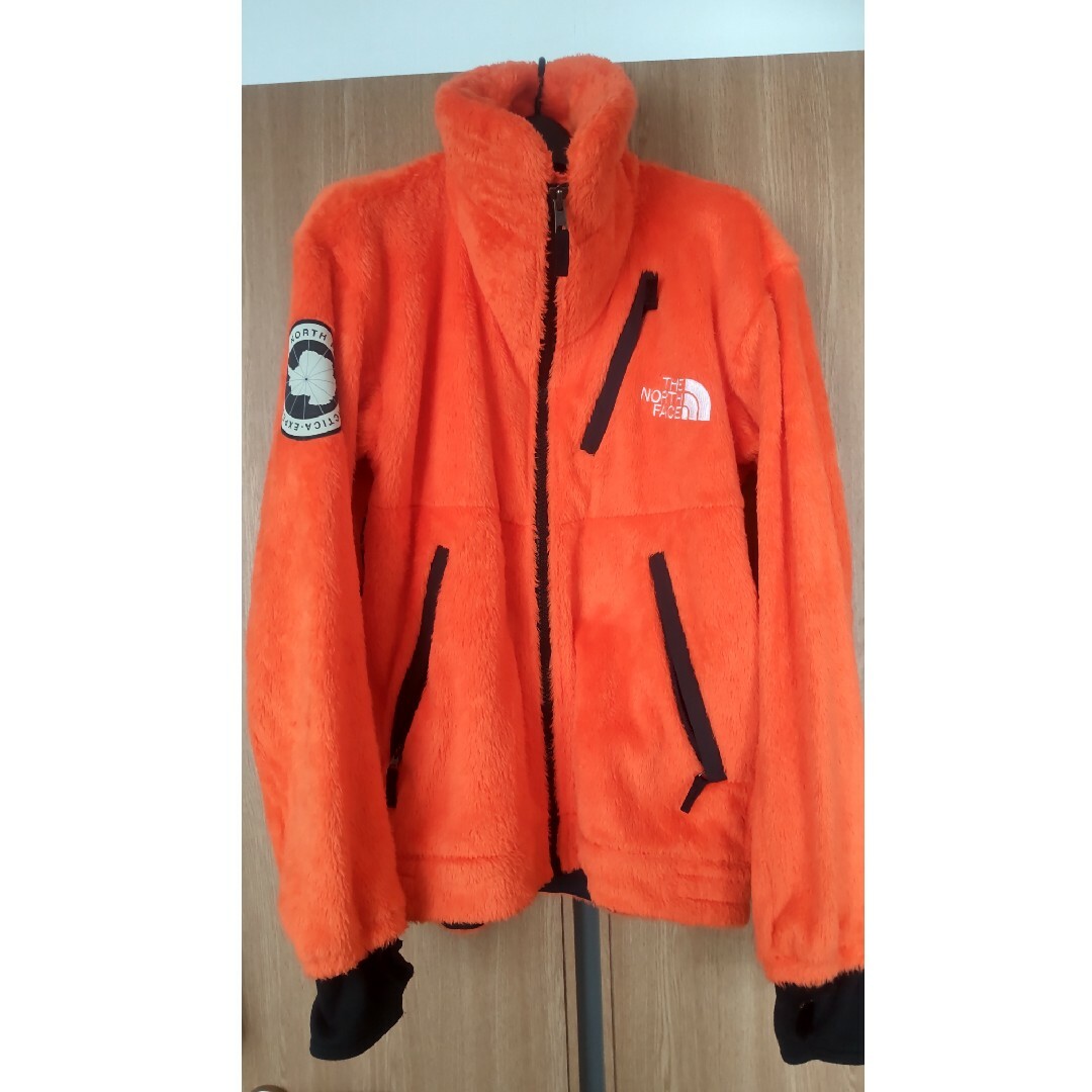 THE NORTH FACE(ザノースフェイス)のノースフェイス　バーサロフト メンズのジャケット/アウター(その他)の商品写真