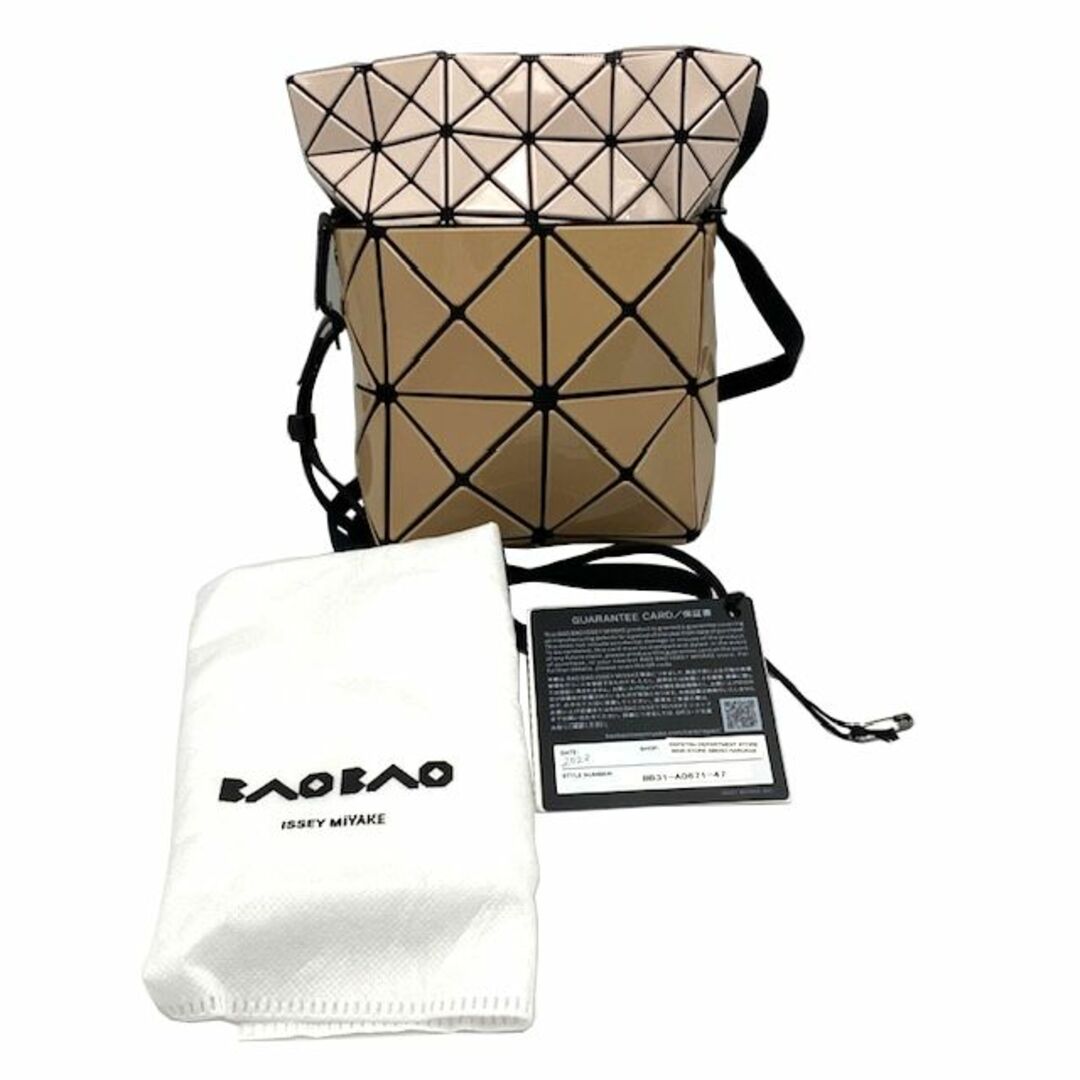 BaoBaoIsseyMiyake(バオバオイッセイミヤケ)のＢＡＯＢＡＯ バオバオ ＬＵＣＥＮＴ ＮＥＳＴ ショルダーポーチ ＢＢ３１－ＡＧ６７１－４７ ＩＳＳＥＹ ＭＩＹＡＫＥ ショルダーバッグ 鞄 レディース メンズ サコッシュ レディースのバッグ(ショルダーバッグ)の商品写真