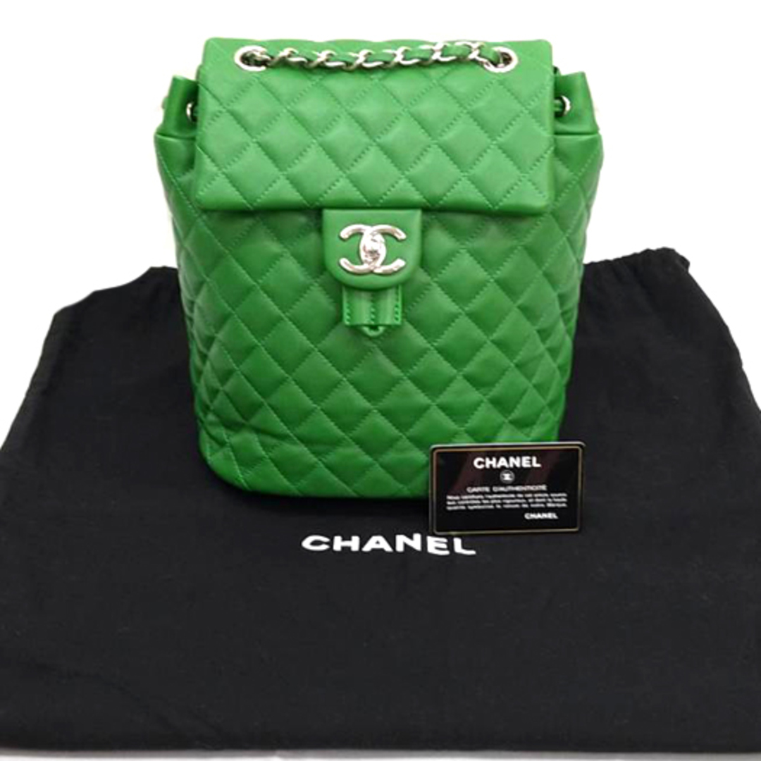 CHANEL(シャネル)のシャネル マトラッセココマーク チェーン バックパック ラムスキン グリーン 緑 シルバー金具 A91121 リュック CHANEL 横浜BLANC レディースのバッグ(リュック/バックパック)の商品写真