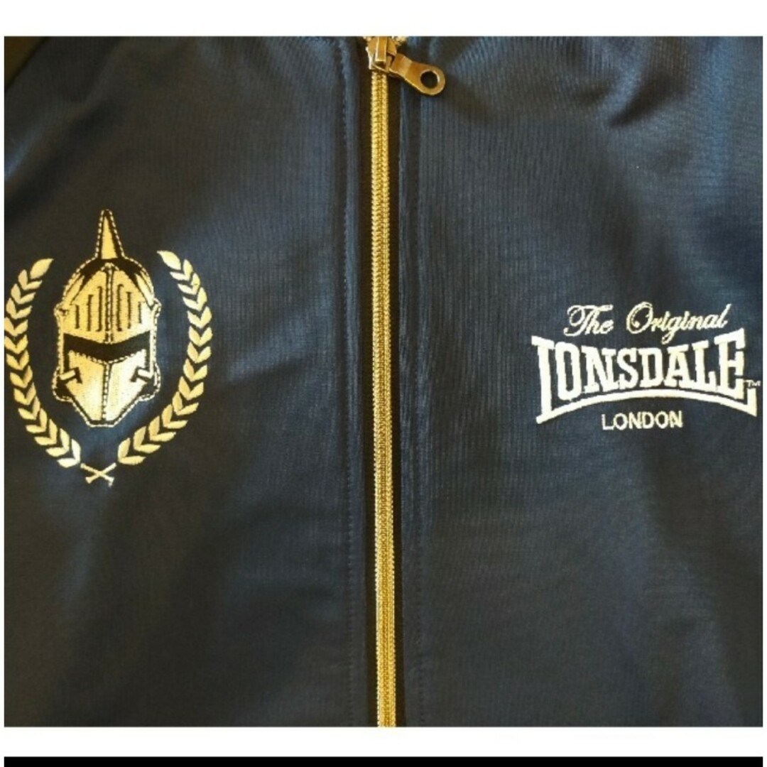 LONSDALE(ロンズデール)のLONSDALE　ロビンマスク　コラボスタジャン レディースのジャケット/アウター(スタジャン)の商品写真