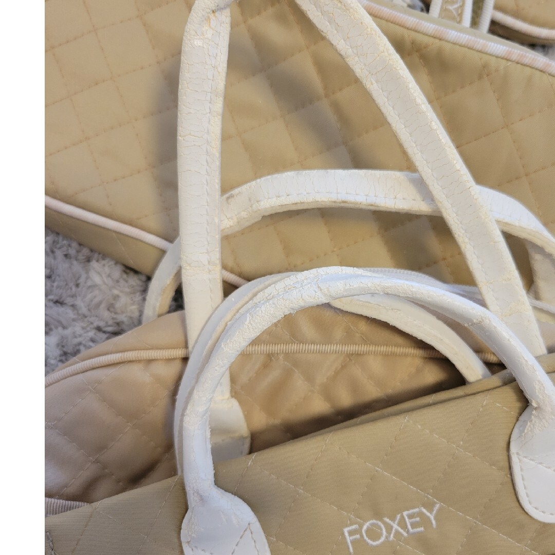 FOXEY(フォクシー)のフォクシー　ポーチセット　４点 レディースのファッション小物(ポーチ)の商品写真