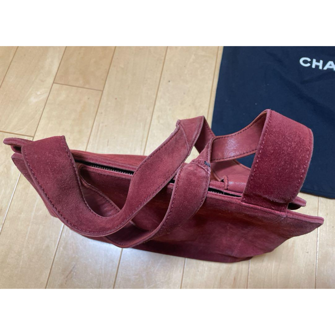 CHANEL(シャネル)のシャネル　CHANEL スエードボルドバッグ レディースのバッグ(ショルダーバッグ)の商品写真