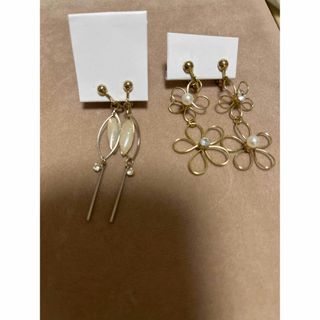 イヤリング2個セット まとめ売り可(イヤリング)