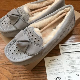 アグ(UGG)のUGG  リアーナ スリッポン  US6 限定モデル アグ 定価21.600円(スリッポン/モカシン)