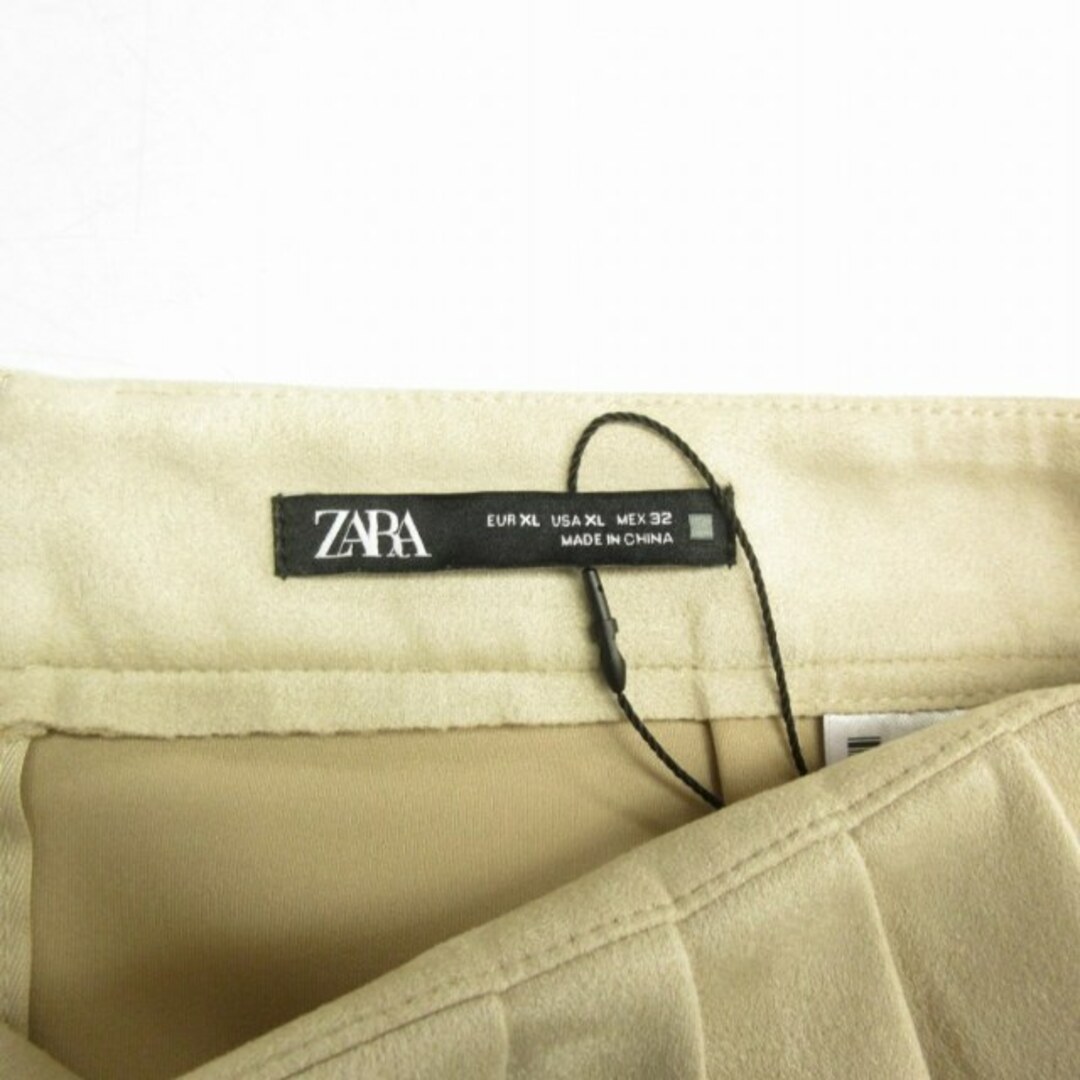 ZARA(ザラ)のザラ タグ付 大きいサイズ プリーツフェイクスエード ケープスカート XL レディースのスカート(ロングスカート)の商品写真