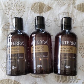 ドテラ(doTERRA)のdoTERRA　ココナッツオイル【3本】(ボディオイル)