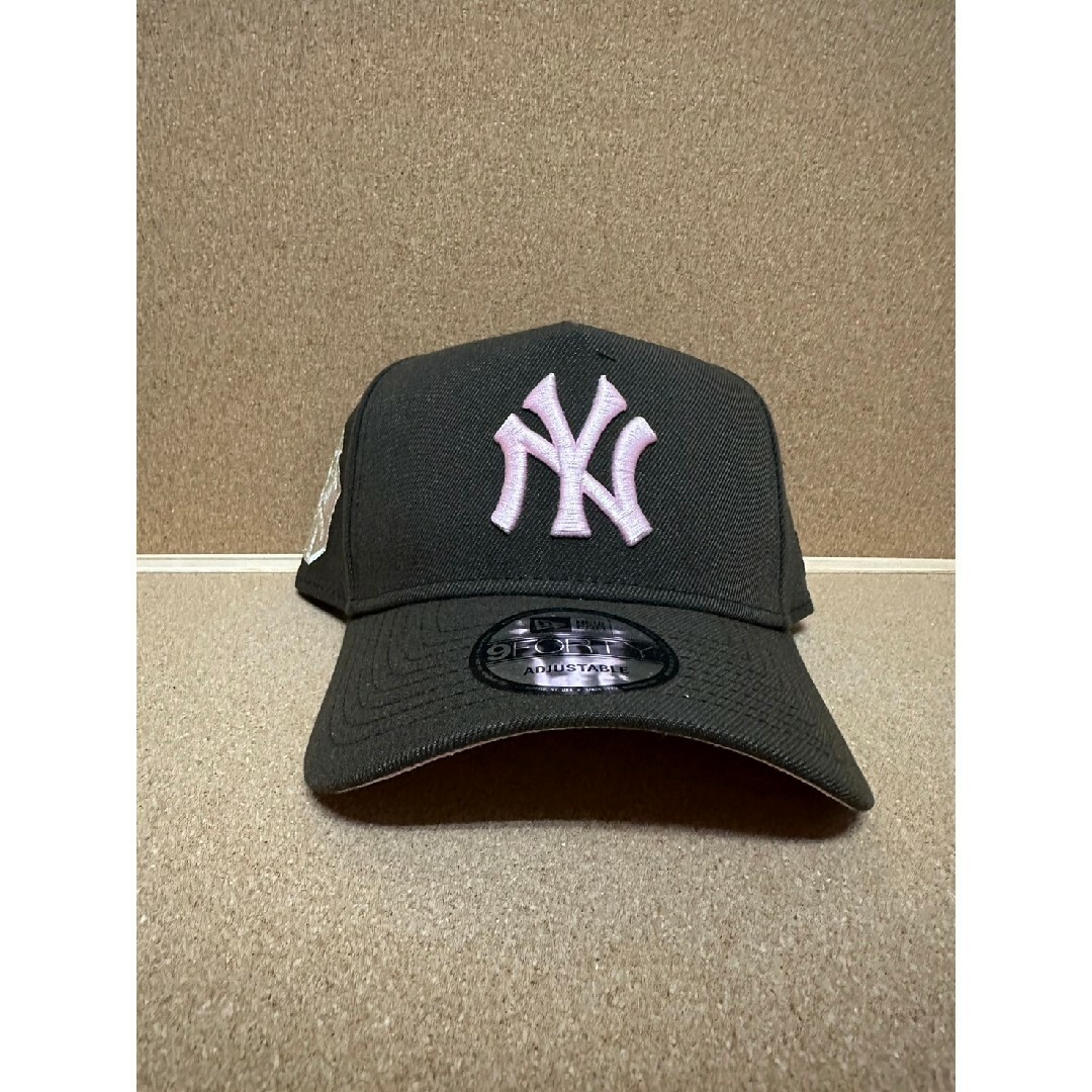 NEW ERA(ニューエラー)のニューエラ ニューヨークヤンキース 9forty A-FRAME ブラウンカラー メンズの帽子(キャップ)の商品写真