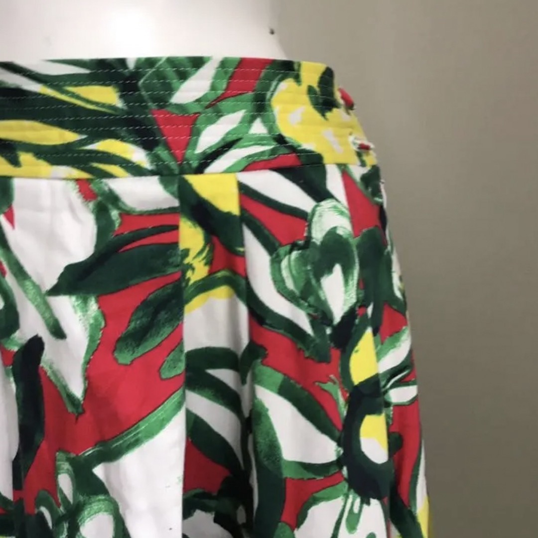TOMORROWLAND(トゥモローランド)のトゥモローランド バッカ  BACCA  テキスタイル　スカート レディースのスカート(ひざ丈スカート)の商品写真
