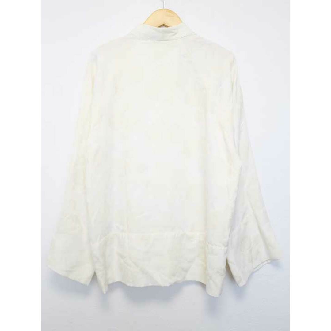 ZARA(ザラ)の△ZARA/ザラ△チャイナカットソー/Tシャツ/長袖　ホワイト/白　レディース　XS　【中古】 春夏 023032 レディースのトップス(Tシャツ(半袖/袖なし))の商品写真