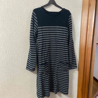 ユニクロ(UNIQLO)のユニクロ　ボーダーワンピース(ひざ丈ワンピース)