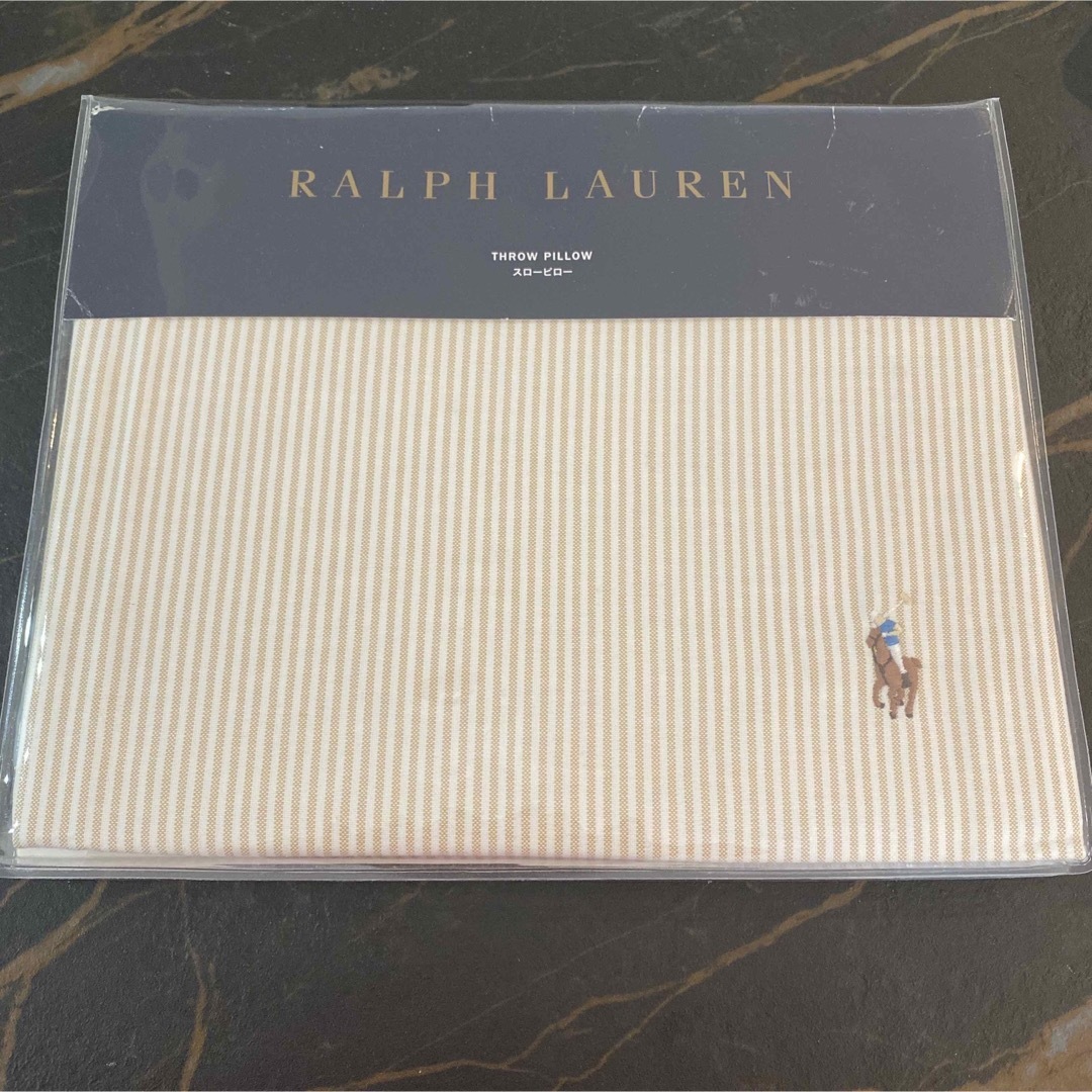 Ralph Lauren(ラルフローレン)の新品タグ付き ラルフローレン スローピローカバー インテリア/住まい/日用品のインテリア小物(クッションカバー)の商品写真