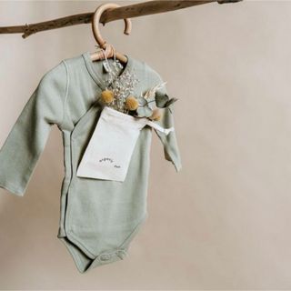 キャラメルベビー&チャイルド(Caramel baby&child )のorganic zoo ロンパース　6-12m(ロンパース)