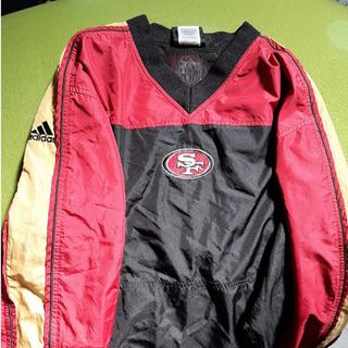 アディダス(adidas)のNFL 49ERS ナイロンプルオーバー(アメリカンフットボール)