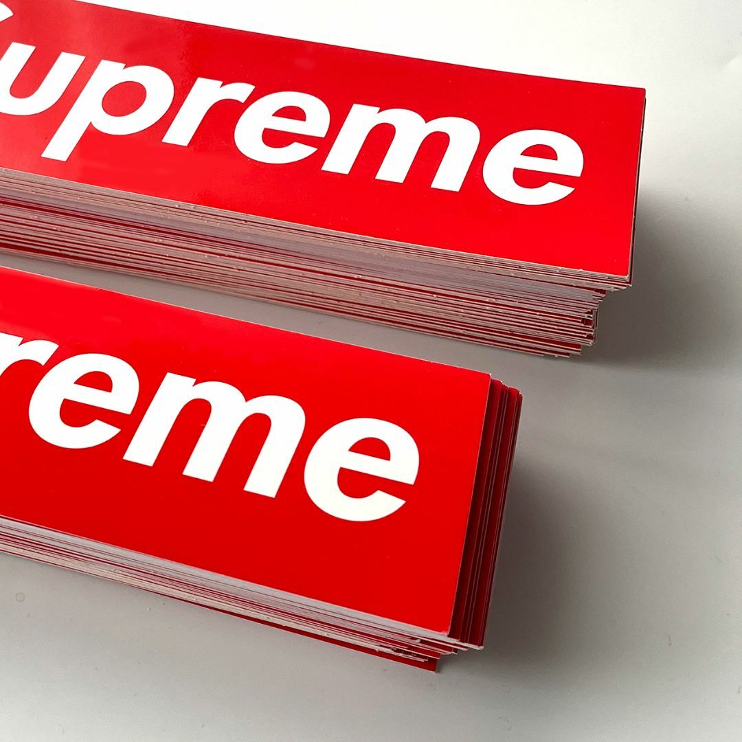 Supreme(シュプリーム)のSupreme Box Logo Sticker 200枚 インテリア/住まい/日用品の文房具(シール)の商品写真