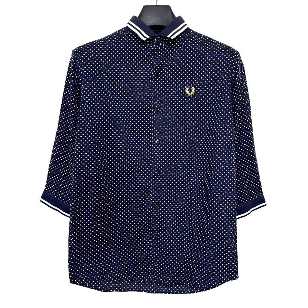 FRED PERRY(フレッドペリー)の匿名発送　美品　フレッドペリー　マルチカラードットデザインシャツ　サイズS メンズのトップス(シャツ)の商品写真