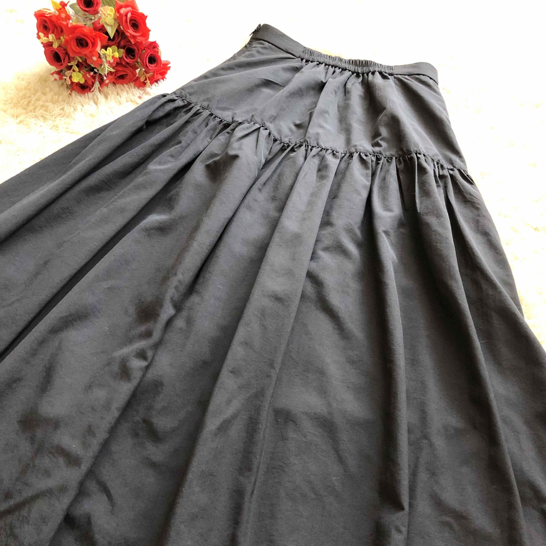 Lily Brown - 新品未使用タグ付き✨リリーブラウン✨ロングフレア Lily Brown - 新品未使用タグ付き✨リリーブラウン✨ロングフレア