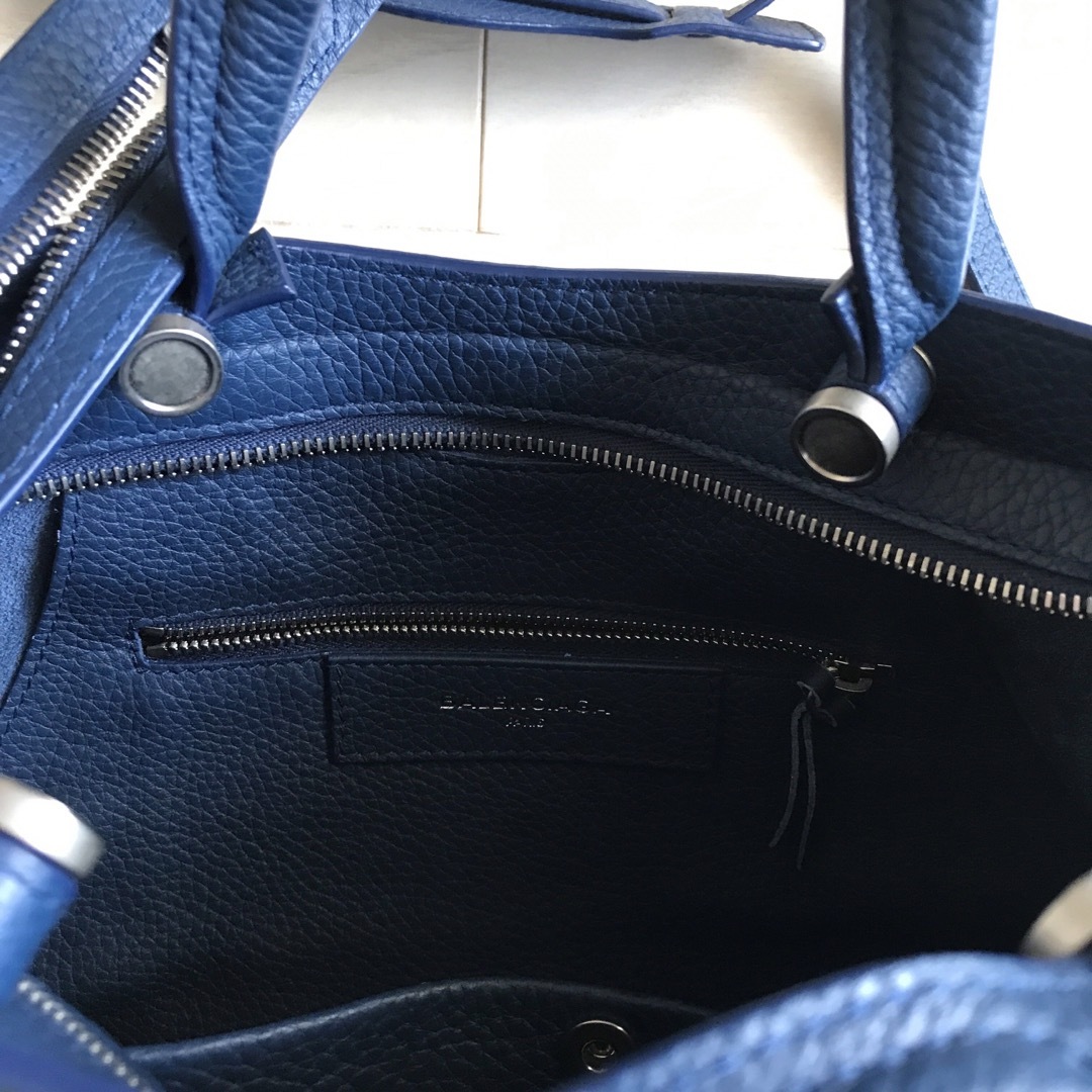 BALENCIAGA BAG(バレンシアガバッグ)のバレンシアガ　2way バッグ　ブラックアウトシティ レディースのバッグ(ハンドバッグ)の商品写真