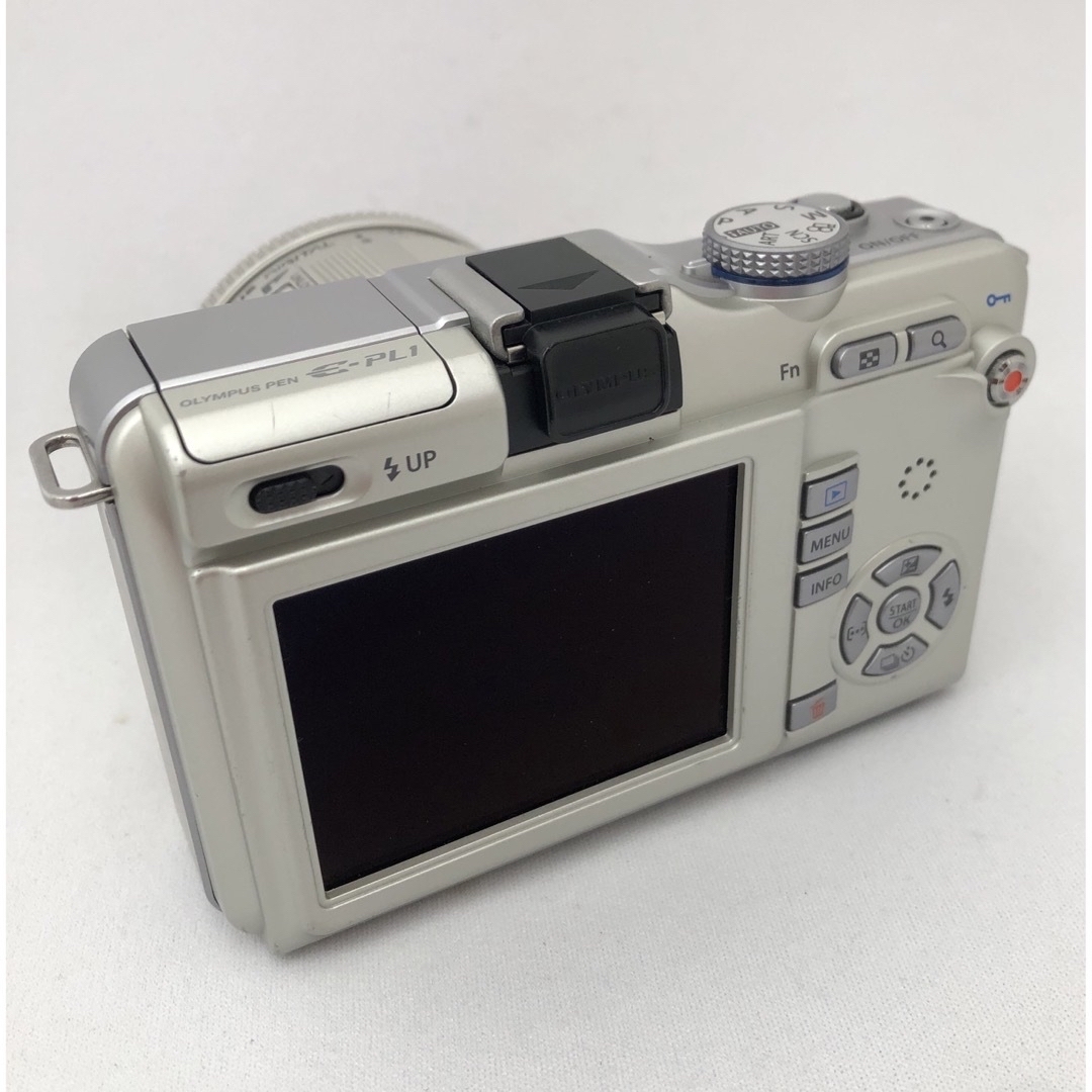 OLYMPUS(オリンパス)のOLYMPUS E-PL1 レンズキット CHAMPAGNE GOL スマホ/家電/カメラのカメラ(ミラーレス一眼)の商品写真