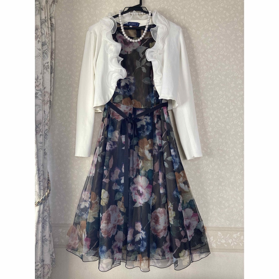 ☆エムズグレイシー ・ワンピース☆黒薔薇レース素敵☆42〜44 ☆エムズグレイシー ・ワンピース☆黒薔薇レース素敵☆42〜44