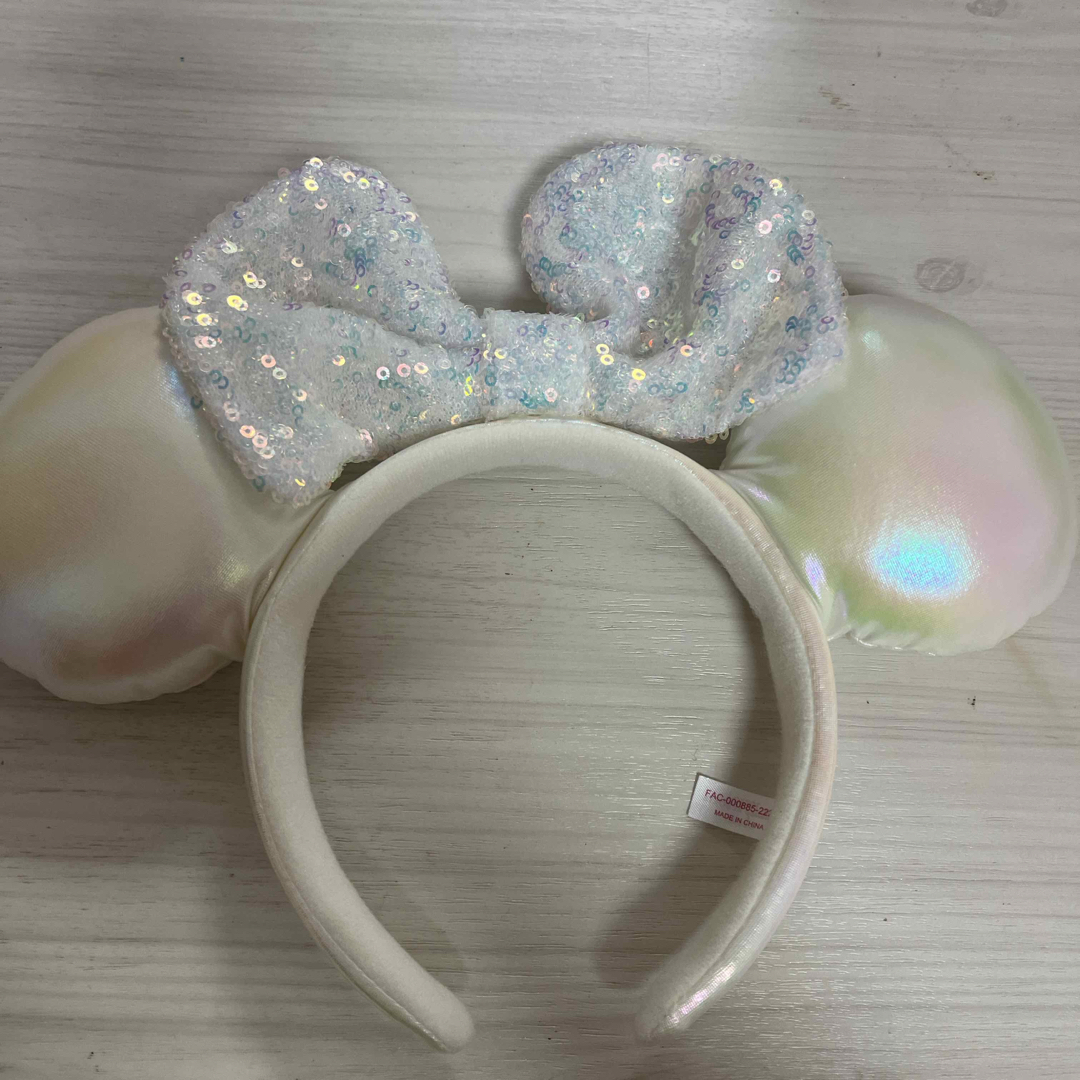 Disney(ディズニー)のミニーちゃん カチューシャ ホワイト レディースのヘアアクセサリー(カチューシャ)の商品写真