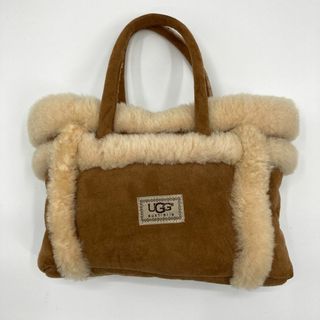 アグ(UGG)の極美品　UGG アグ　ハンドバッグ　ムートン　キャメル　入手困難(ハンドバッグ)