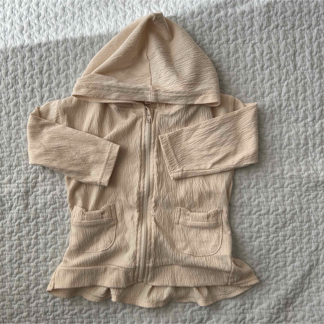 こどもビームス(コドモビームス)のフリルパーカー キッズ/ベビー/マタニティのキッズ服女の子用(90cm~)(ジャケット/上着)の商品写真