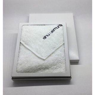 シュウウエムラ(shu uemura)の新品　底値です　シュウウエムラ　ミニタオル　白　25×25 (ハンカチ)